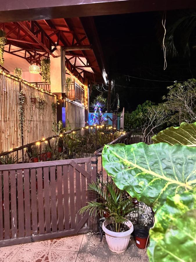 Close To The Airport, City Center, Accessible - Amancio'S New Extension Puerto Princesa Exterior foto